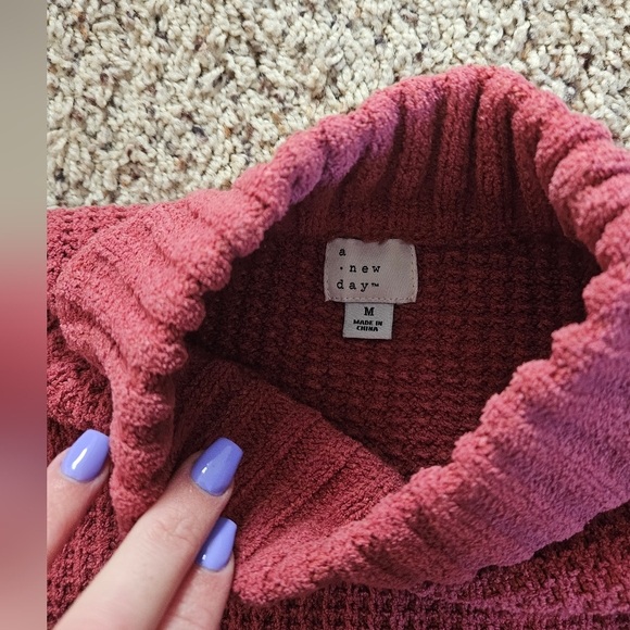 A New Day sweater - Picture 4 of 5